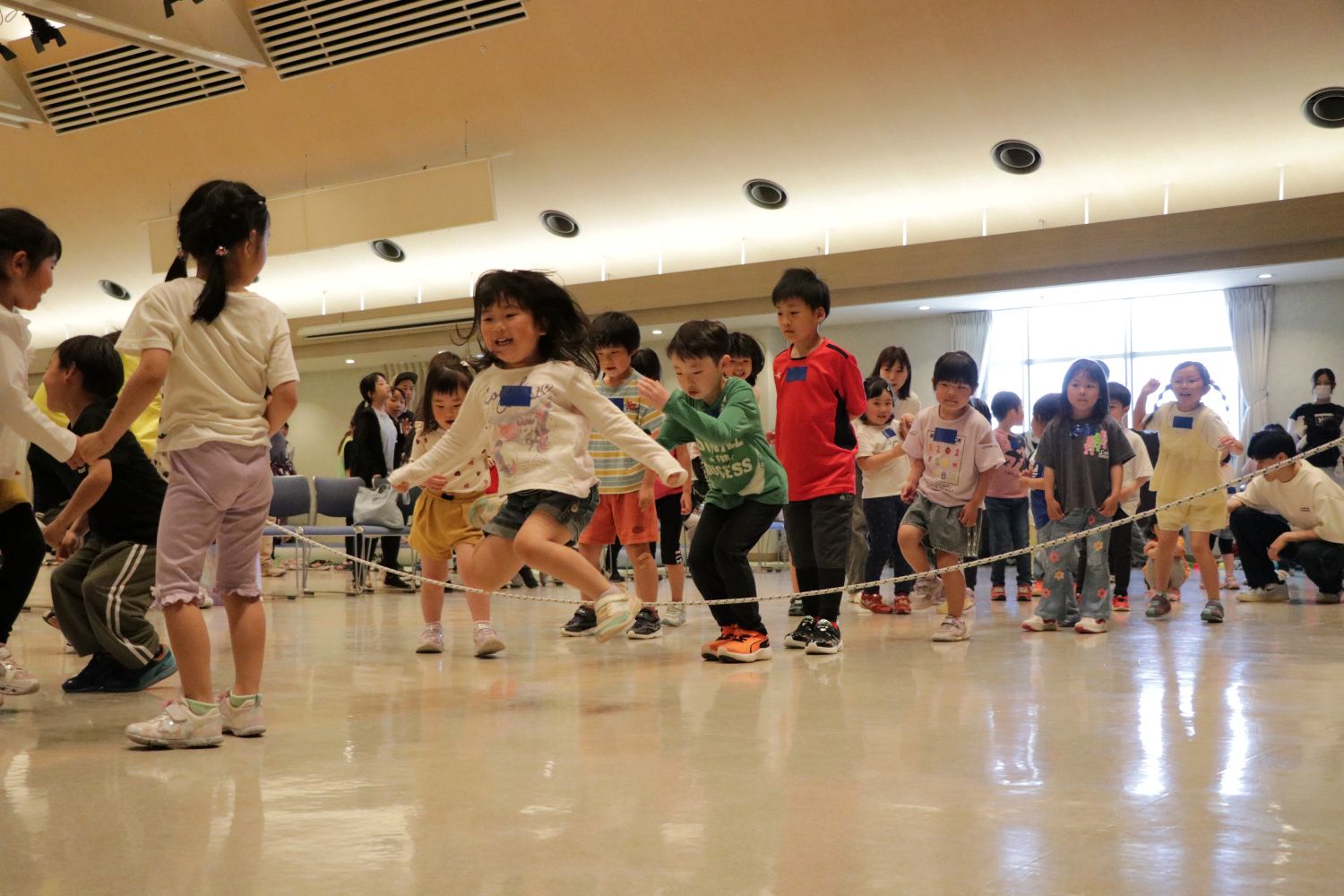 こどもまんなかひろば（令和8年5月号）のサムネイル