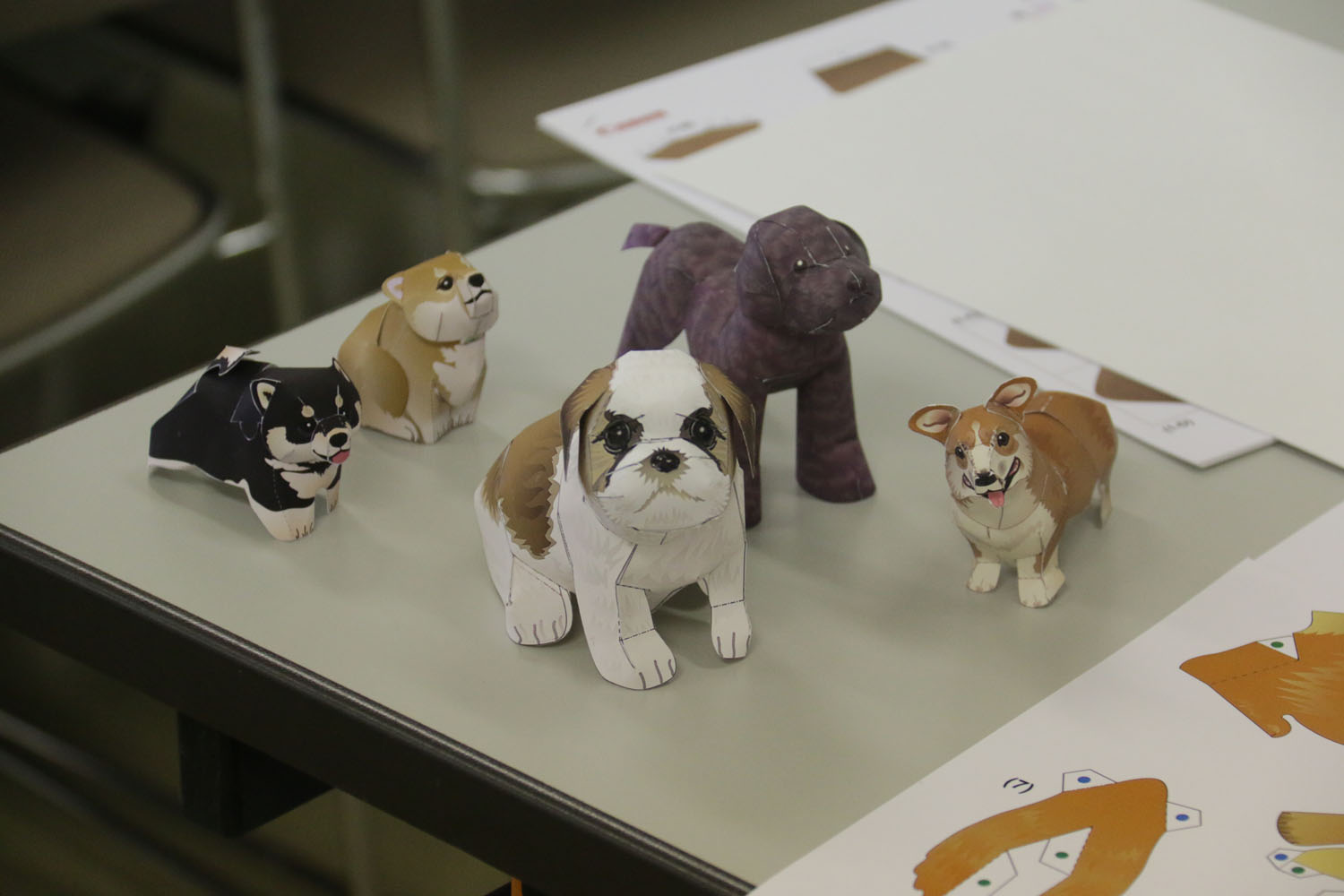 ペーパークラフトで可愛らしい動物を作りましたのサムネイル