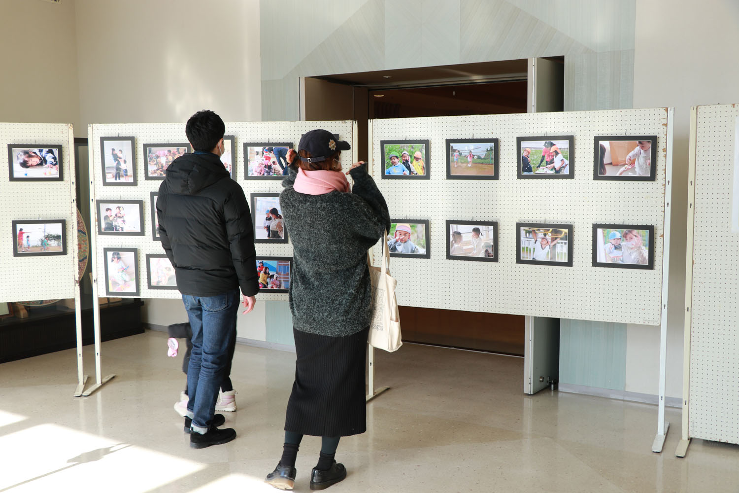 生涯学習体験フェアに多くの人が来場しましたのサムネイル