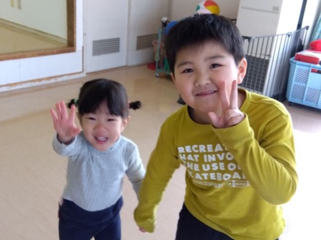 東部保育所でお別れ会のサムネイル