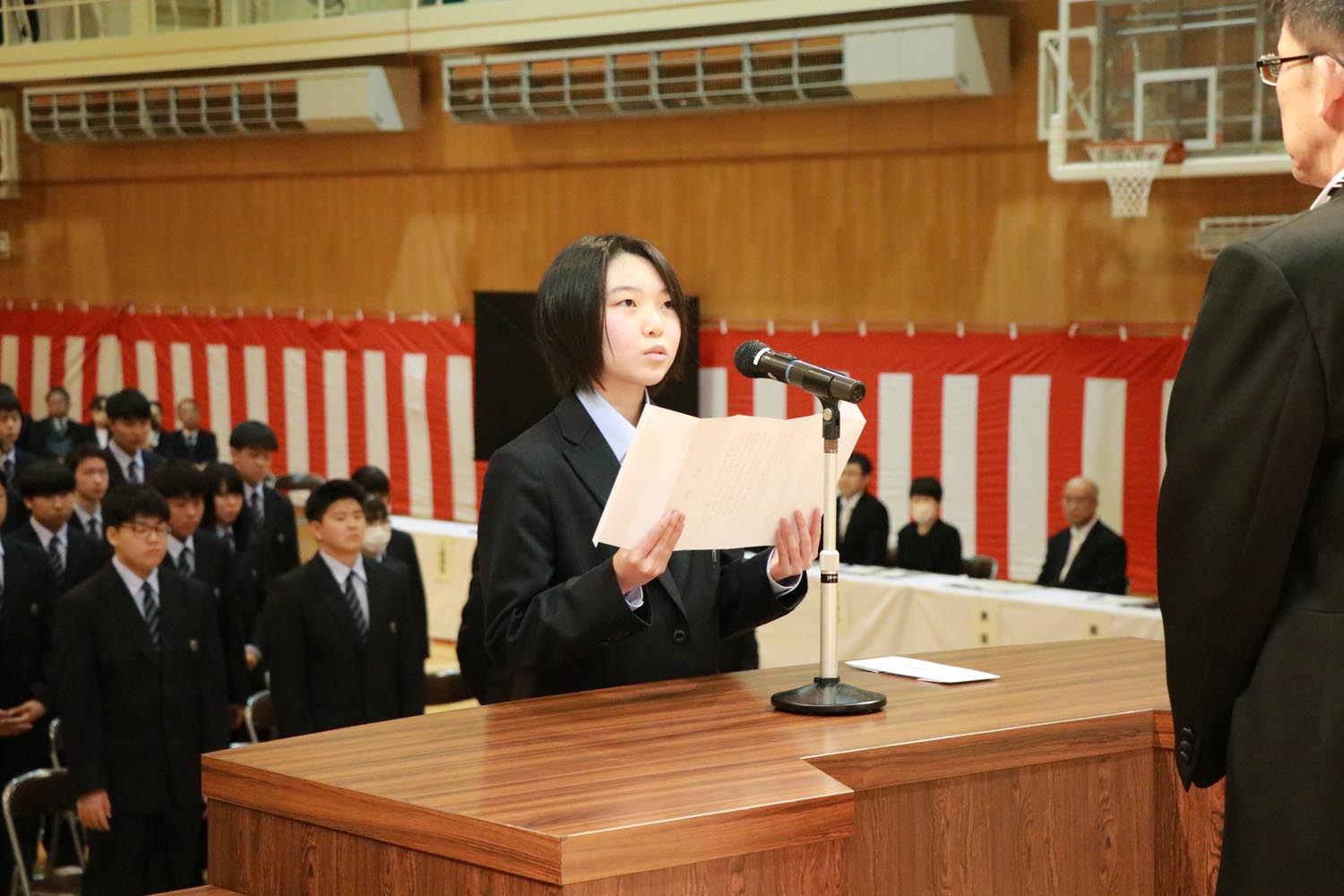 希望を胸に一歩踏み出す「浦河高校入学式」のサムネイル