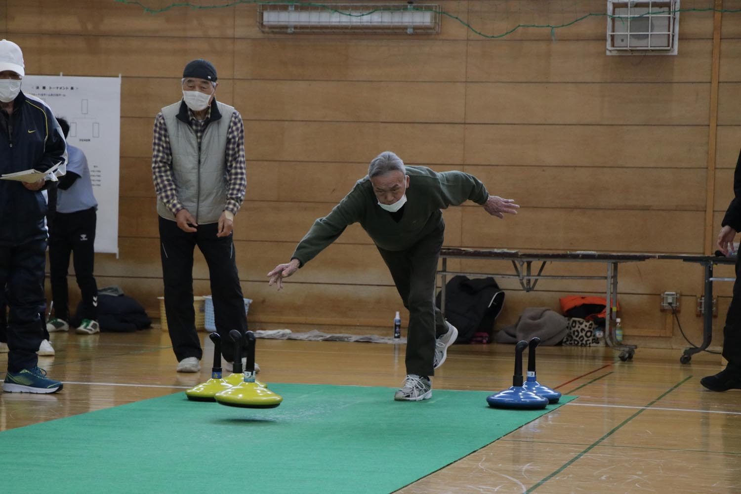 町民ユニカール交流大会が開催。熱戦を繰り広げるのサムネイル