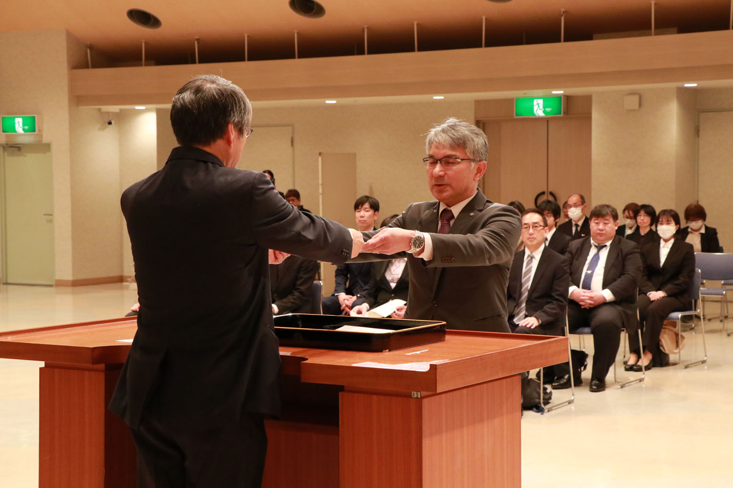 町内の小中学校に22人の教諭が着任のサムネイル