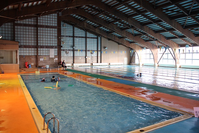 浦河町民プール